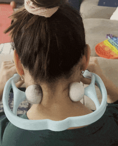 Handheld Wheeled Neck and Shoulder Massager – Manual Portable Tool for Pain Relief and Relaxation