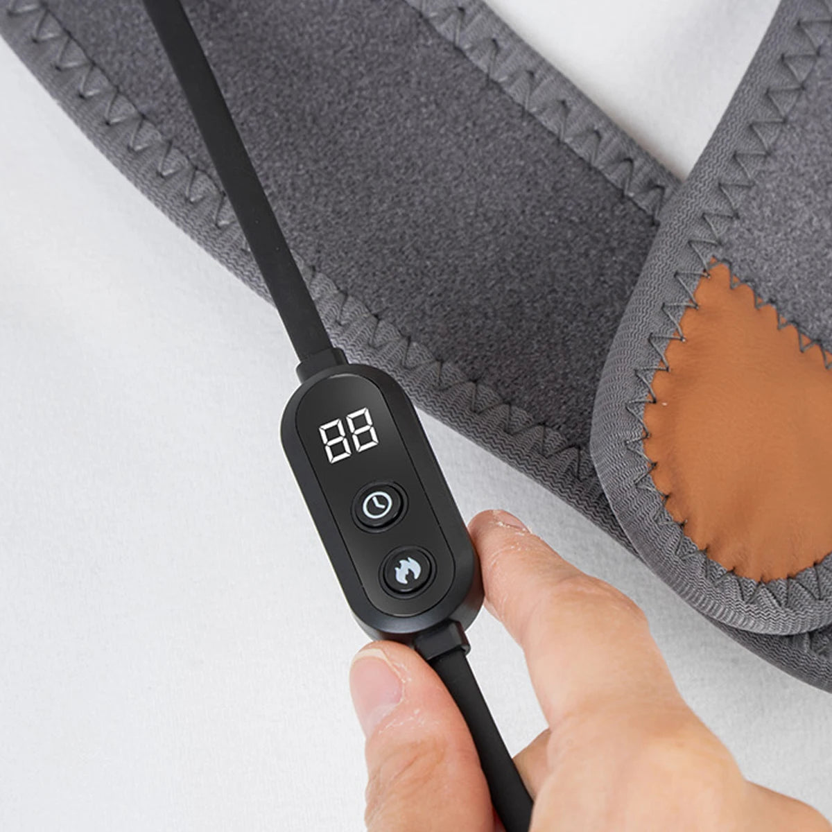 Neck Protector With Three Levels Of Temperature Control